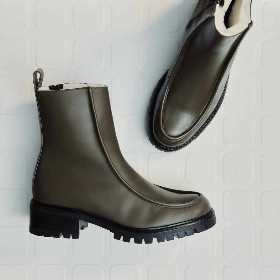 How to Take Care of Winter Boots