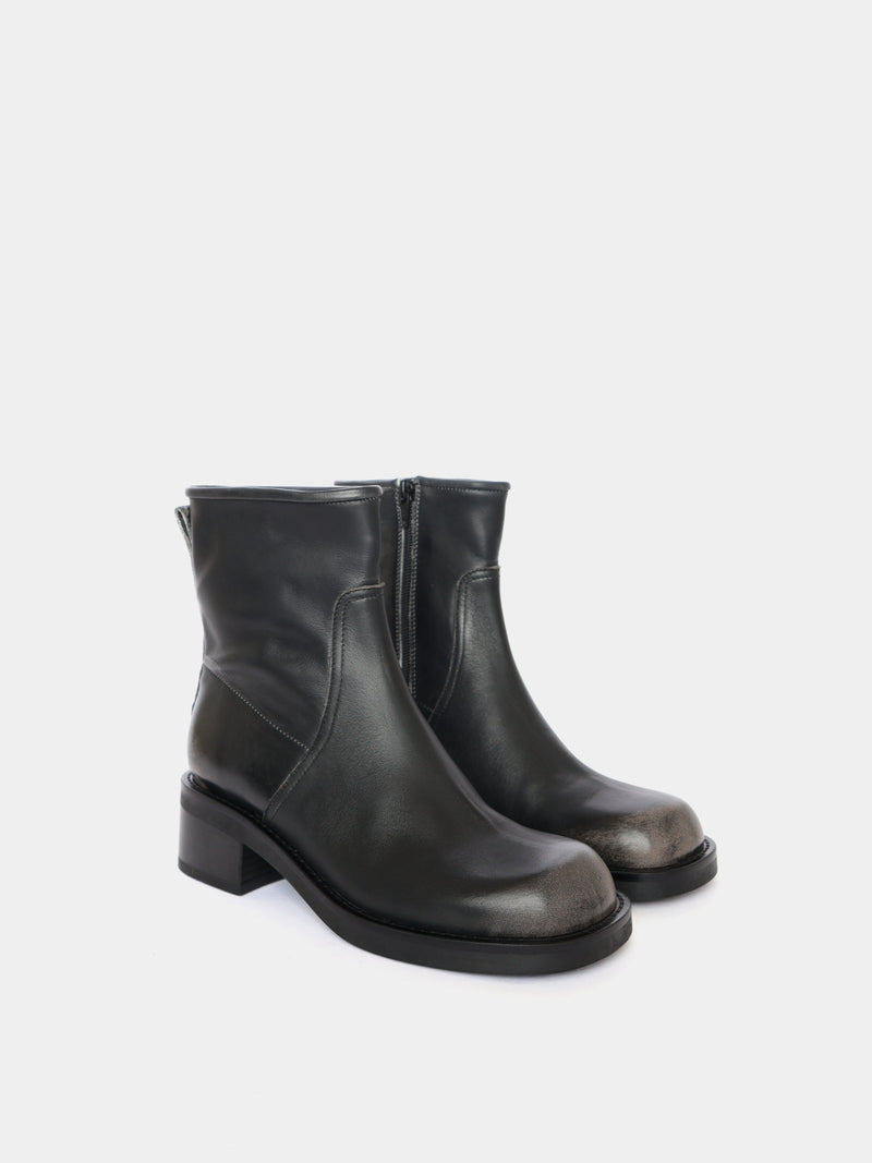 Sondrio Brushed Black Boot
