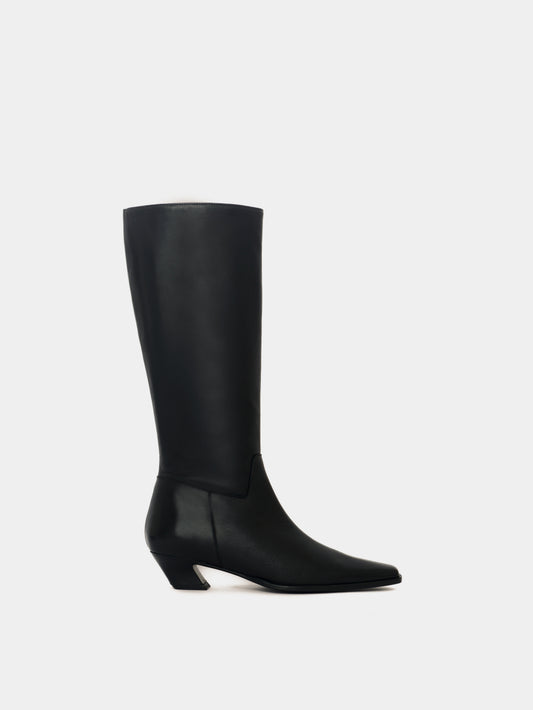 Black knee-high boot