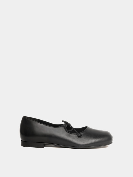 black mary jane ballerina with thin lace