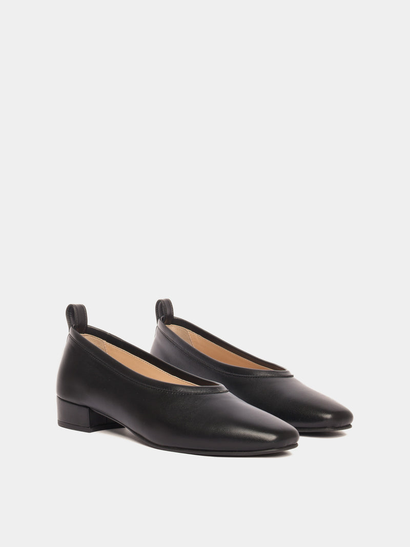 Black leather ballerina pumps