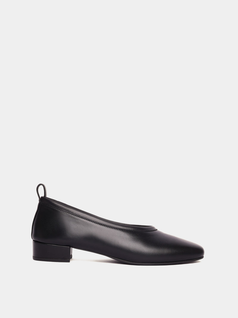 Black leather ballerina pumps