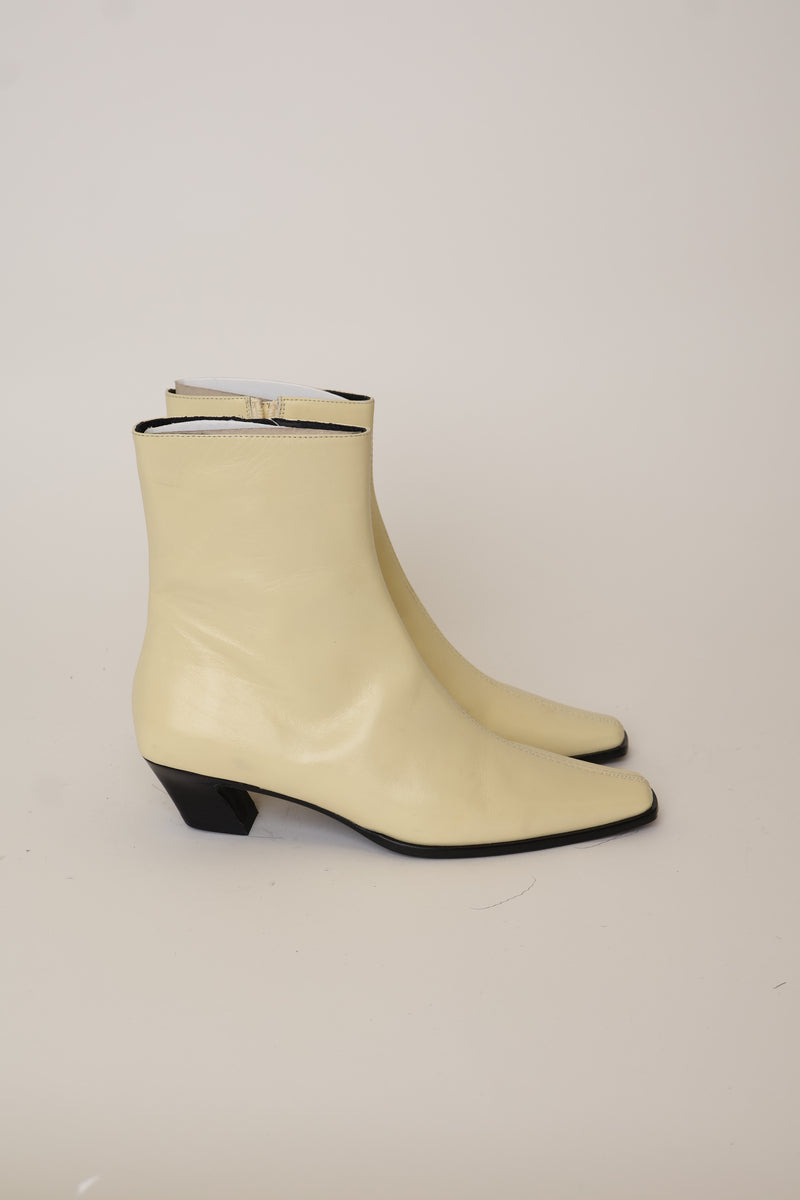 Sample Melilla Butter 38