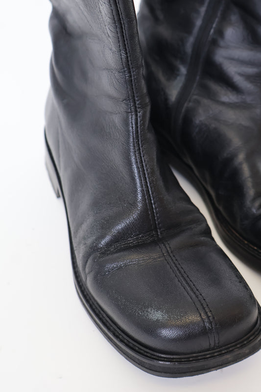 Second Hand Leon Black 38