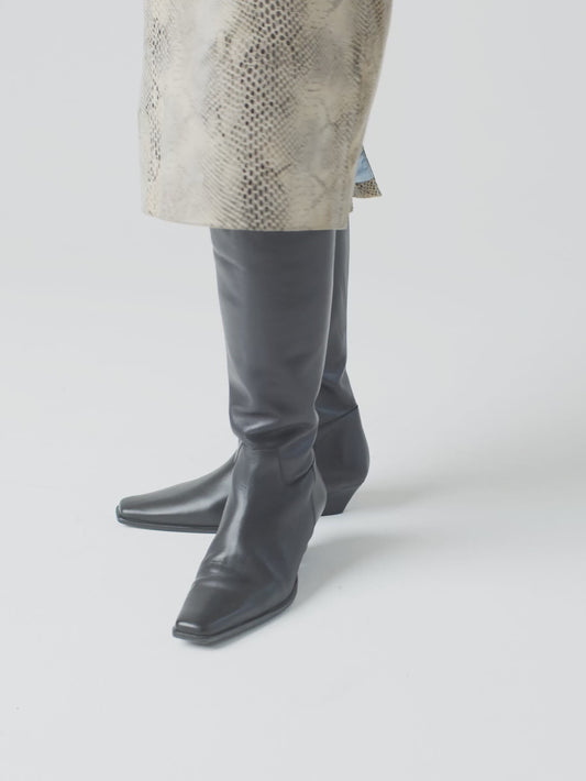 Elda Black Boot