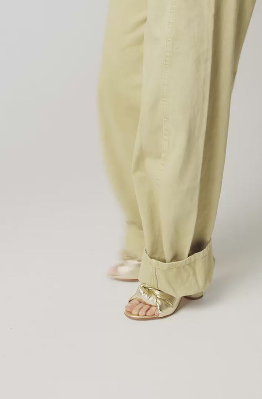 Noto Gold Heel